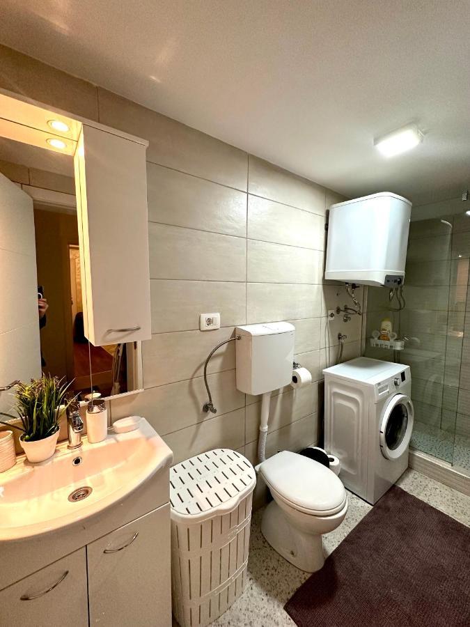 Apartment Lena Nikšić Exteriör bild